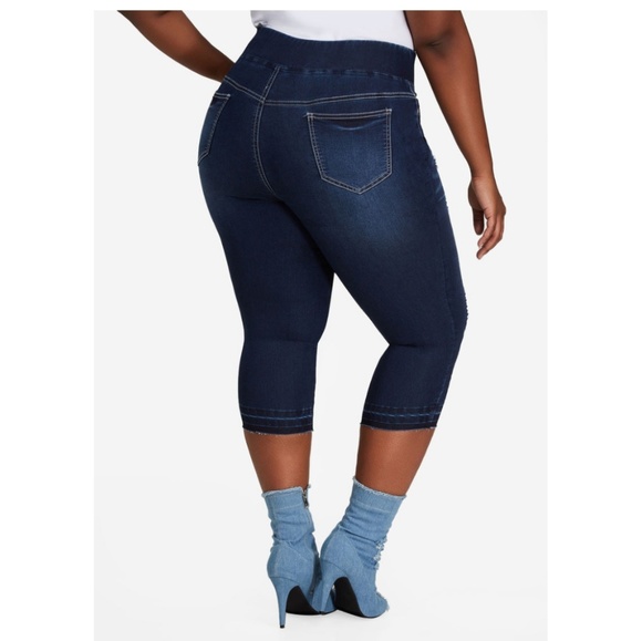 Jeans - Picture 2 of 8